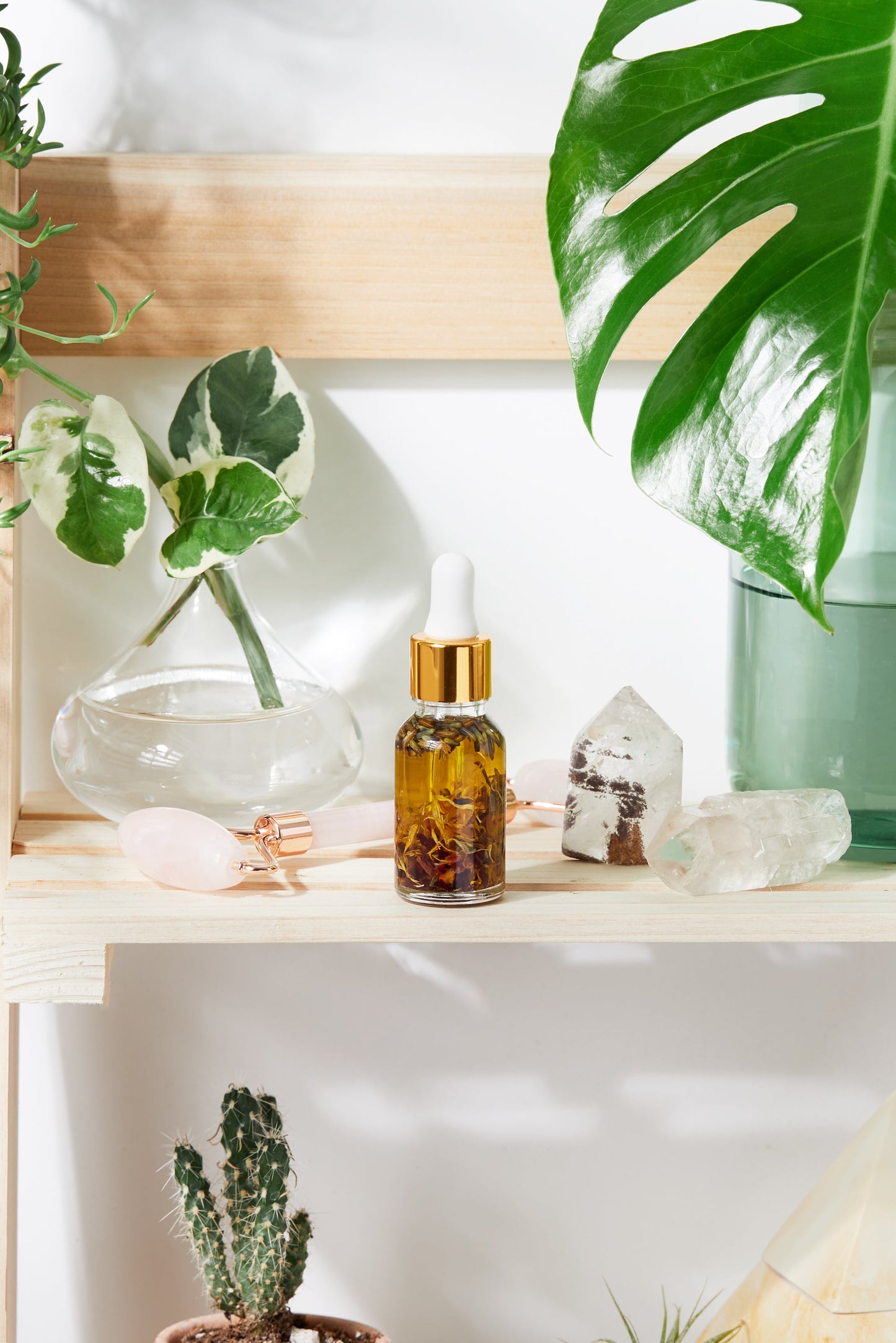 Botanical Anti Aging Facial Serum w/ Rose, Jasmine, Lavender and Calendula